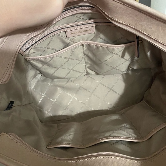 Michael Kors Blush Pink Tote Bag - Picture 3 of 4
